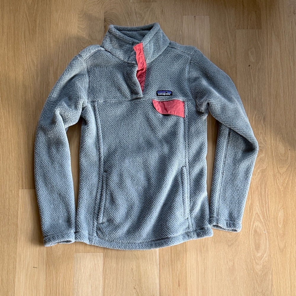 Patagonia Gray Fleece Pullover with Pink Accents